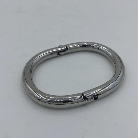 Handcuff