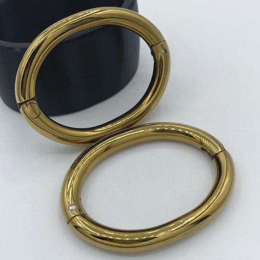 Gold handcuffs 15 Circumf.