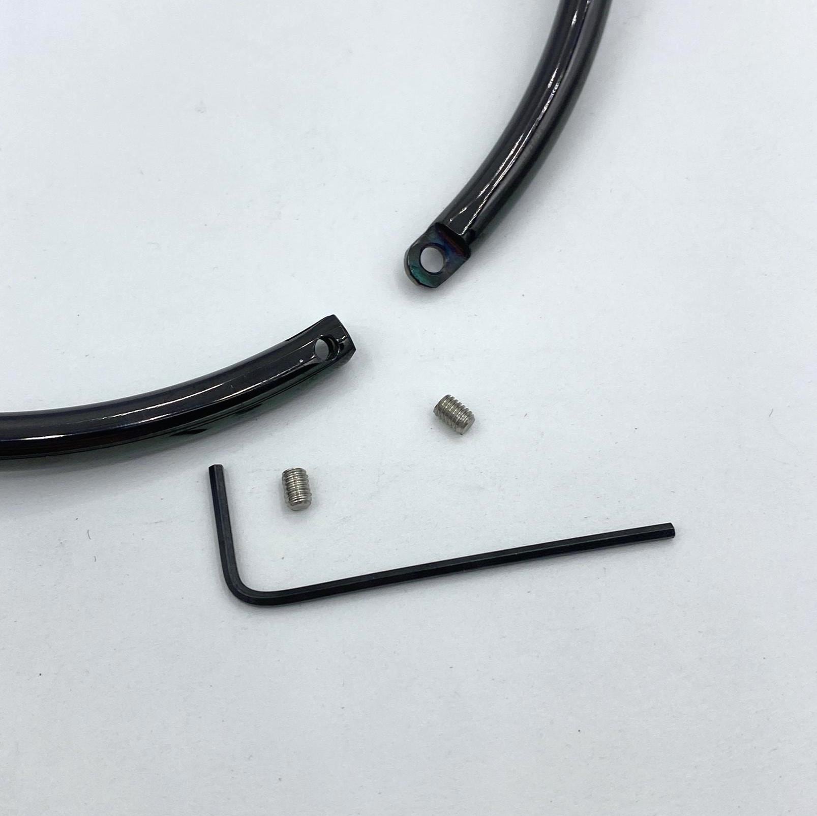 Black steel collar 37cm circumference