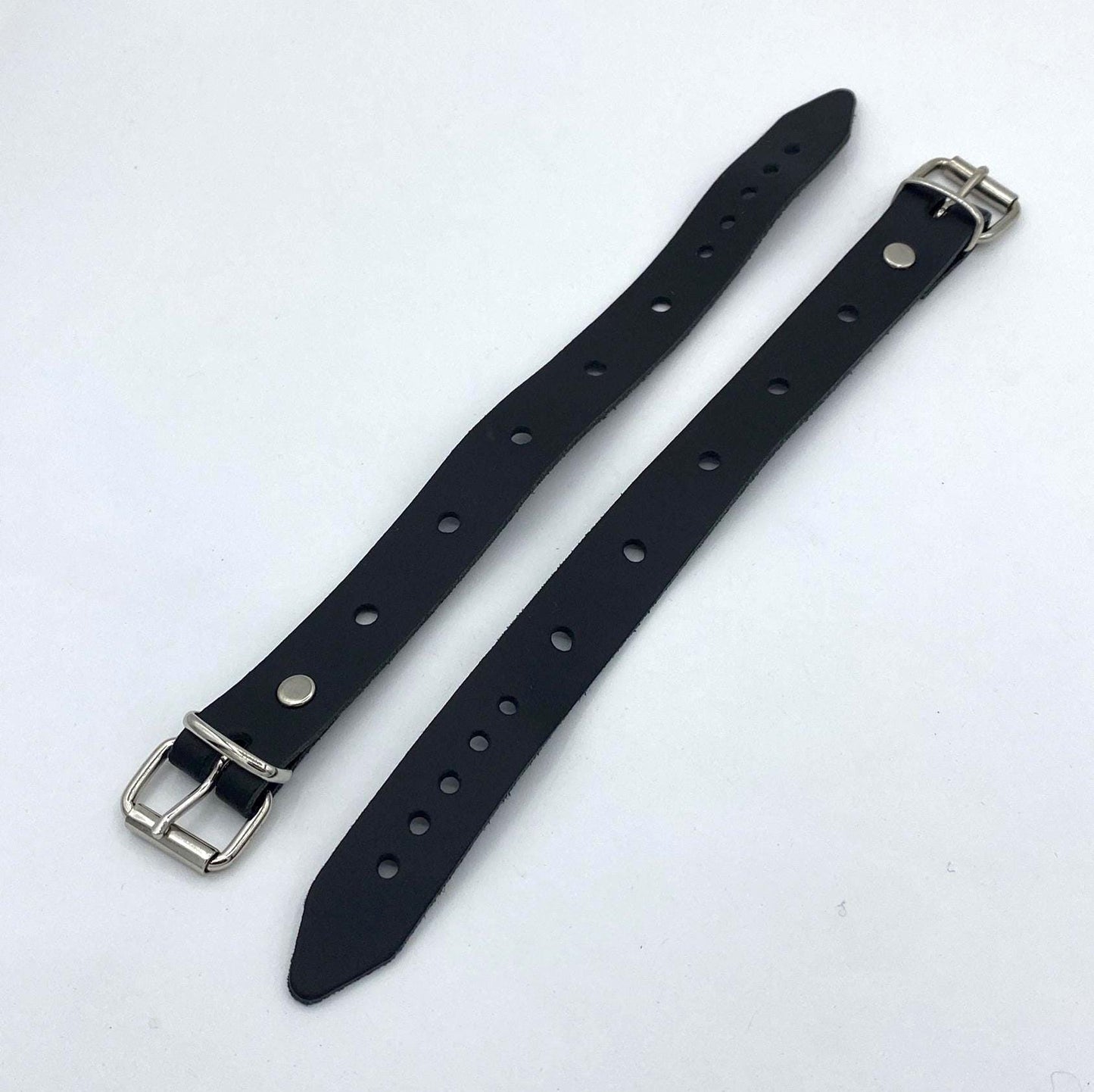 Size-adjustable bracelets/cuffs, Circumf. from 16 to 20cm