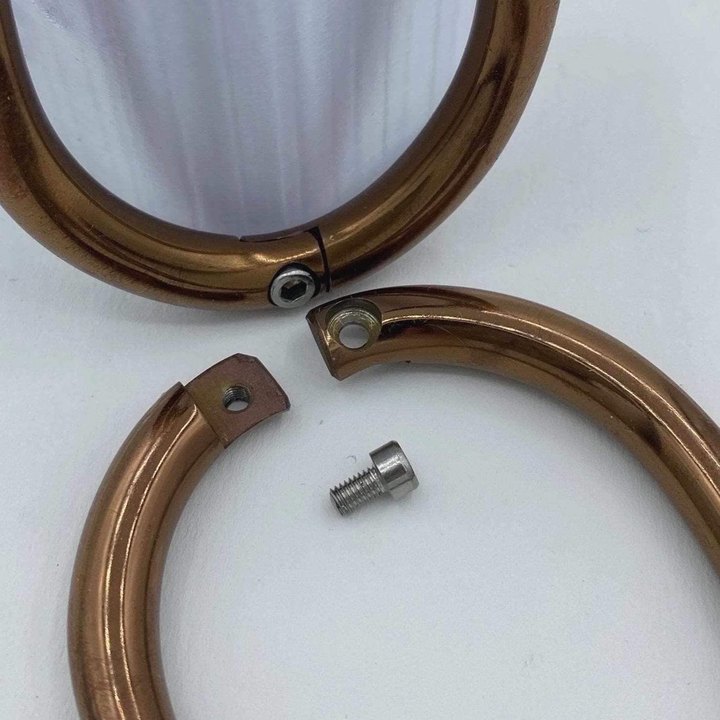 Bronze handcuffs 15 Circumf.