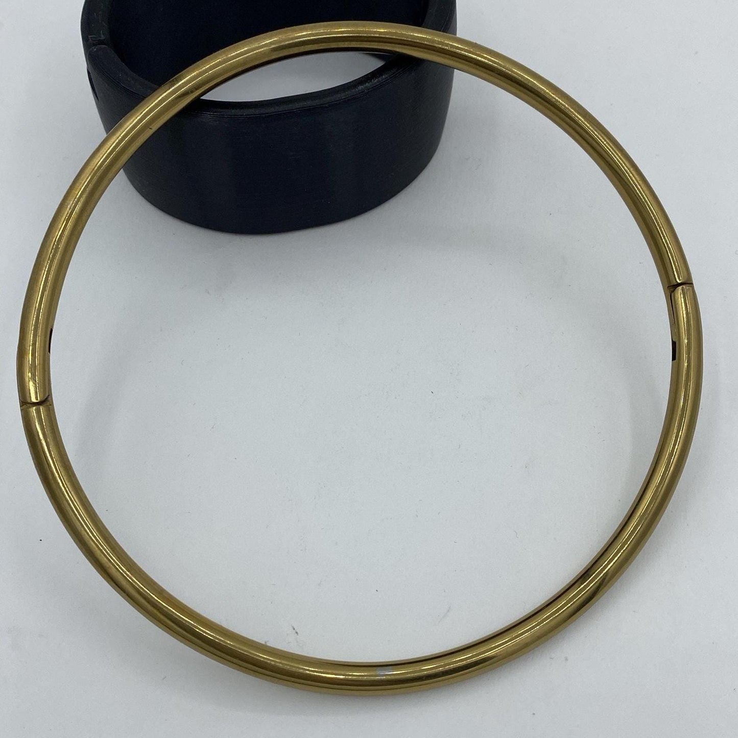 Gold steel collar Circumf.: 36cmm