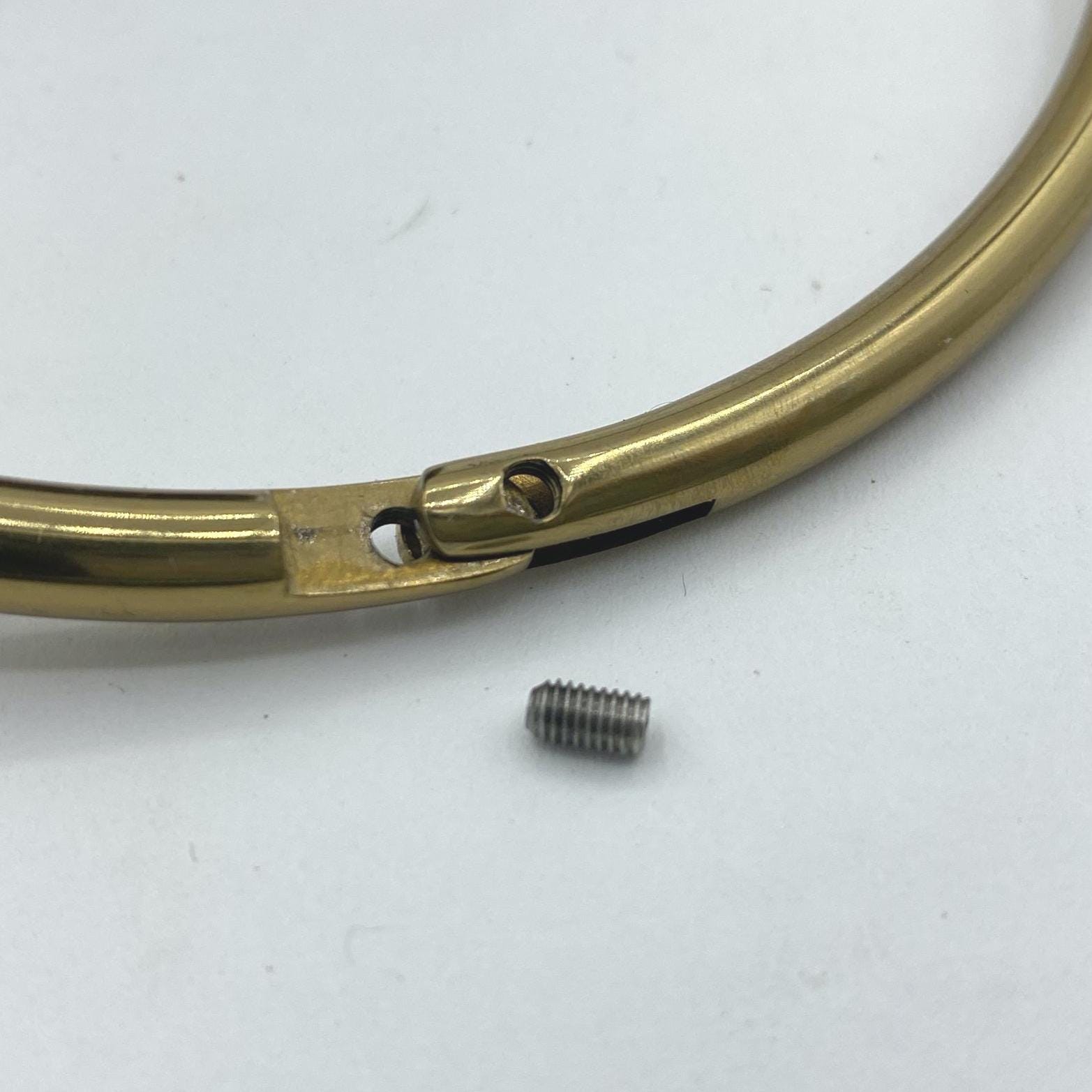 Gold steel collar Circumf.: 36cmm