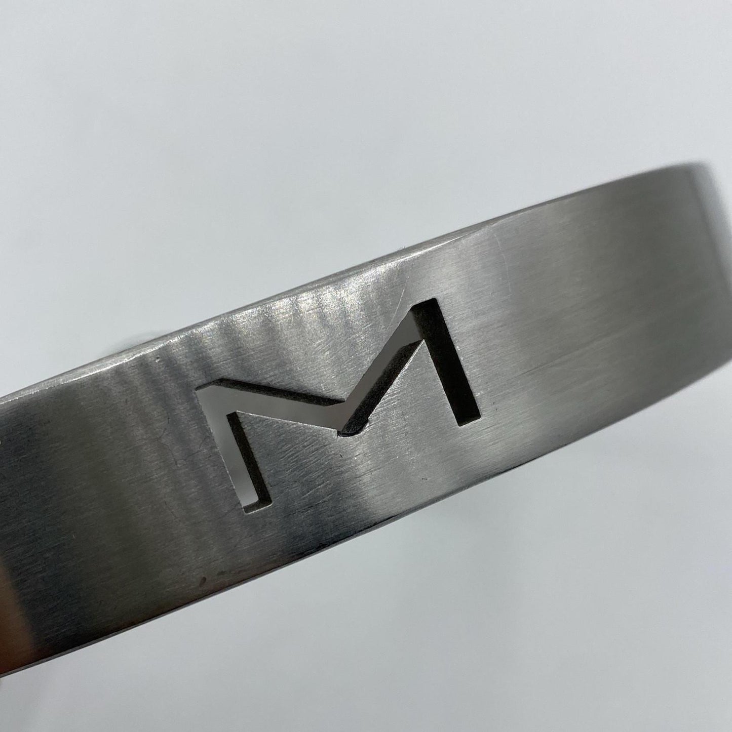 Wide and massive stainless steel collar with ring Circumf.: 34,3cm