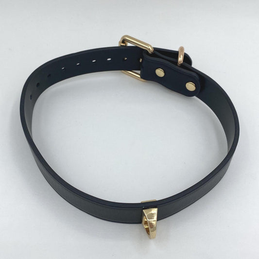 Size-adjustable collar with ring. Circumf. from 30cm to 40cm