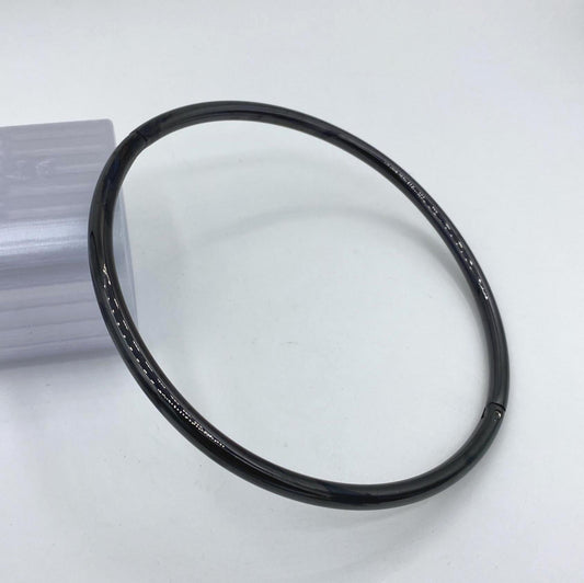 Black steel collar 37cm circumference