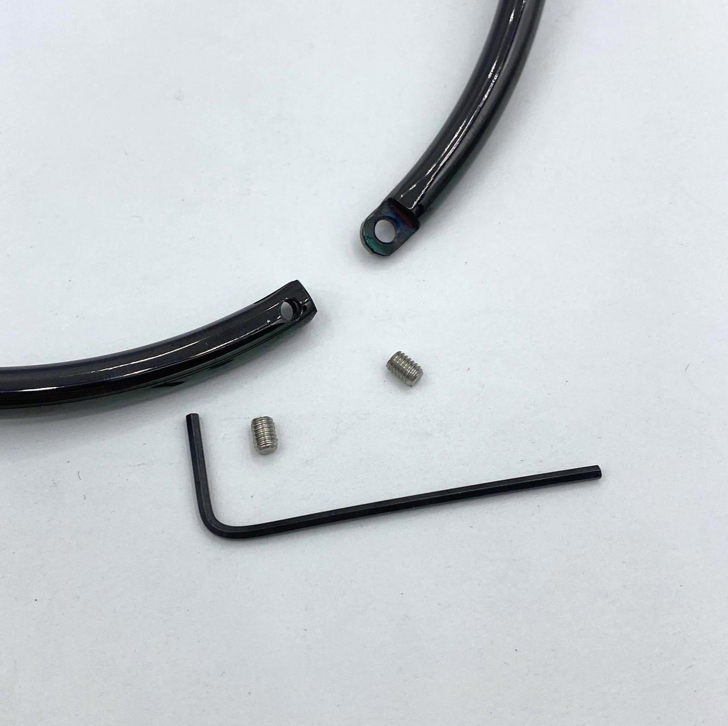 Black steel collar 37cm circumference