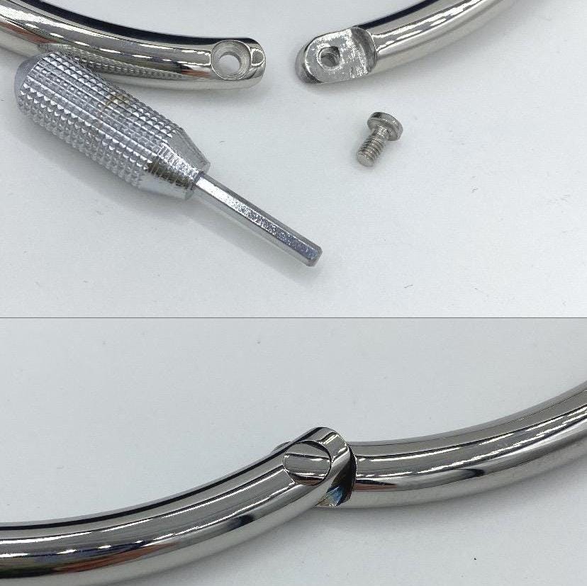 Silver steel collar. Ø: 12,4cm x 12cm
