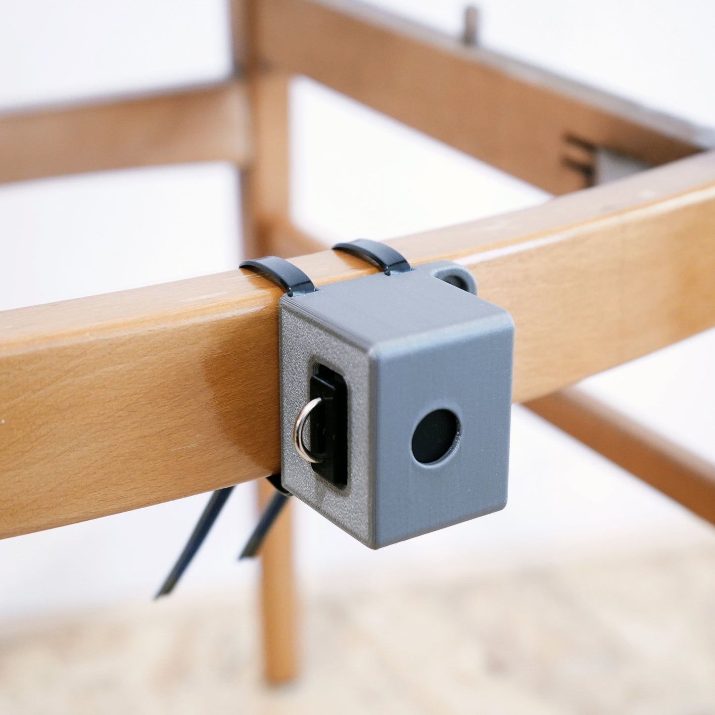 New design: selfbondage chair mount with time lock - one hour locking time