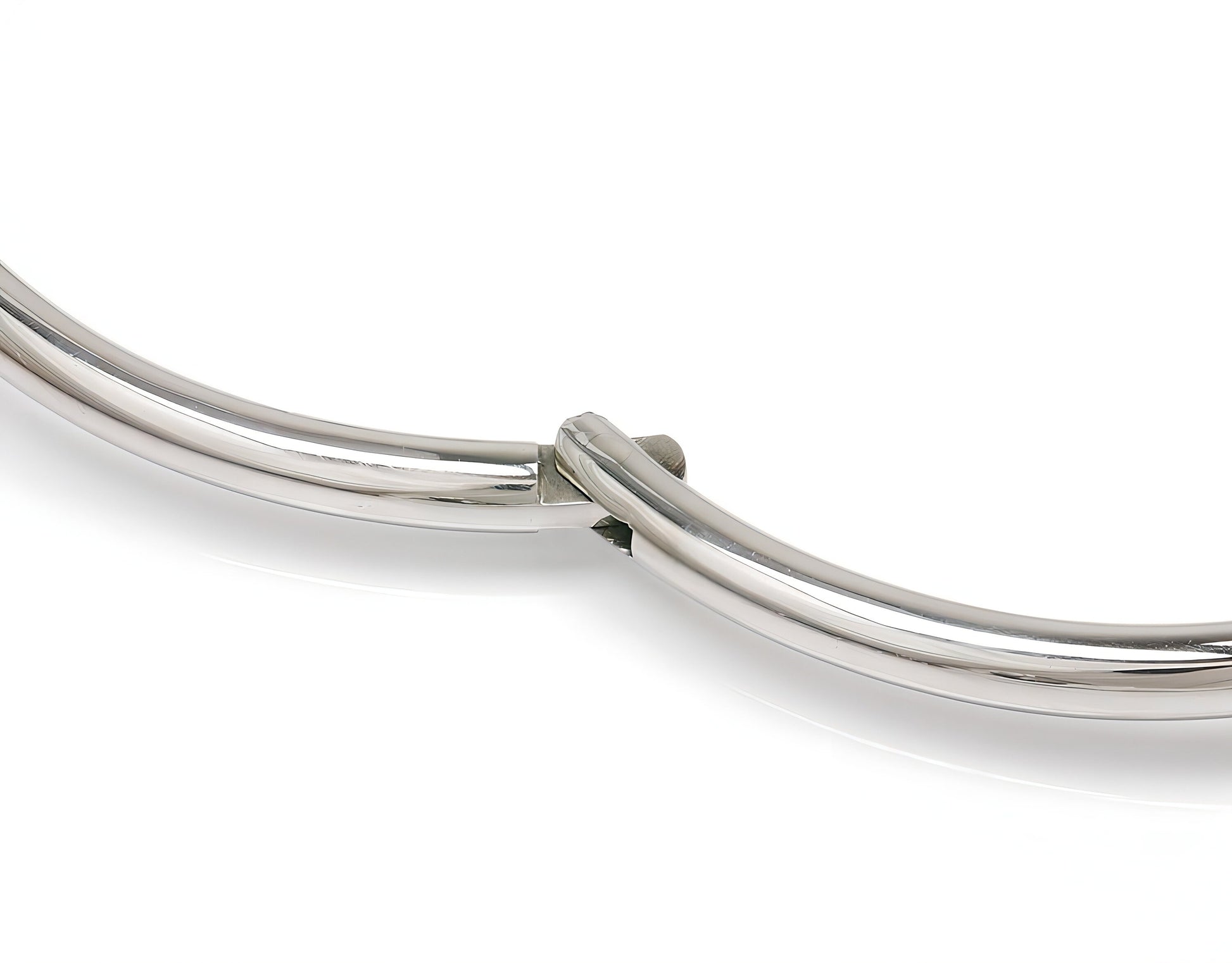 Curved slave neck bracelet with lock 11 mm thickness, circumference 35 cm